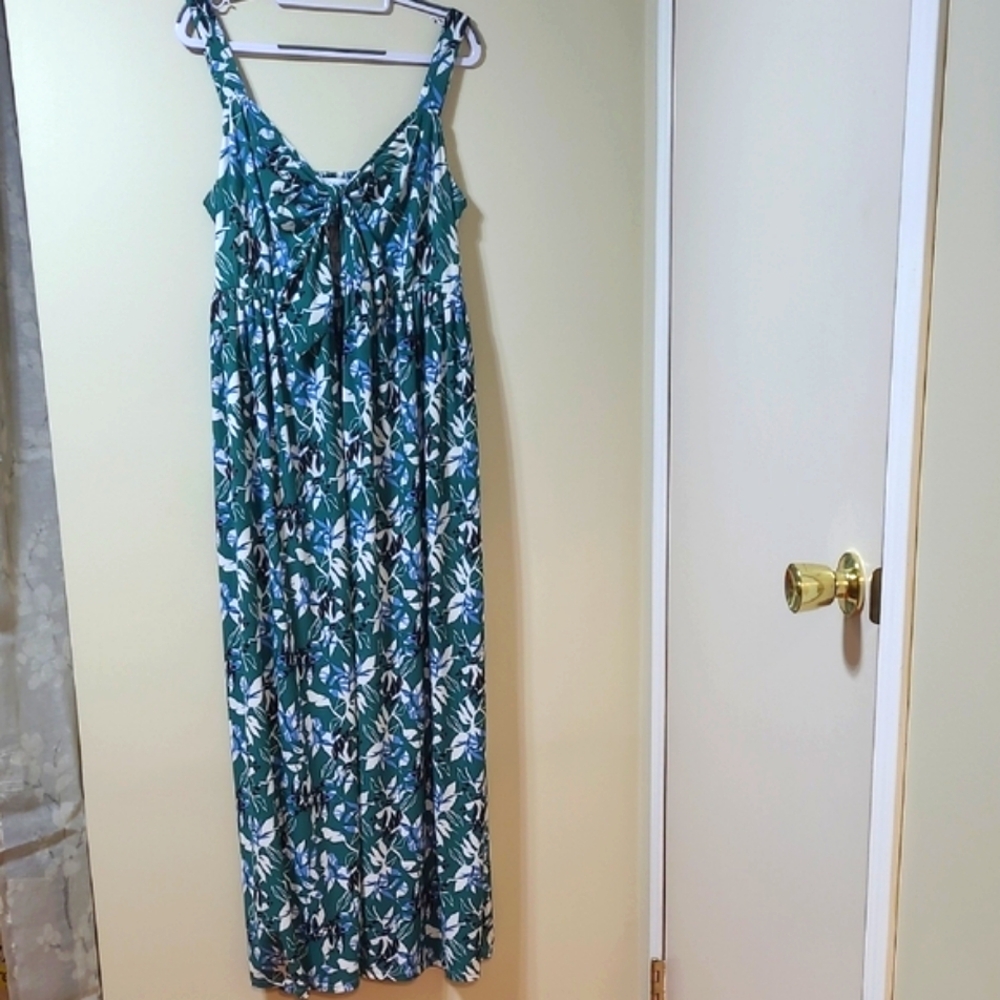 Eloquii Floral Green and White Dress